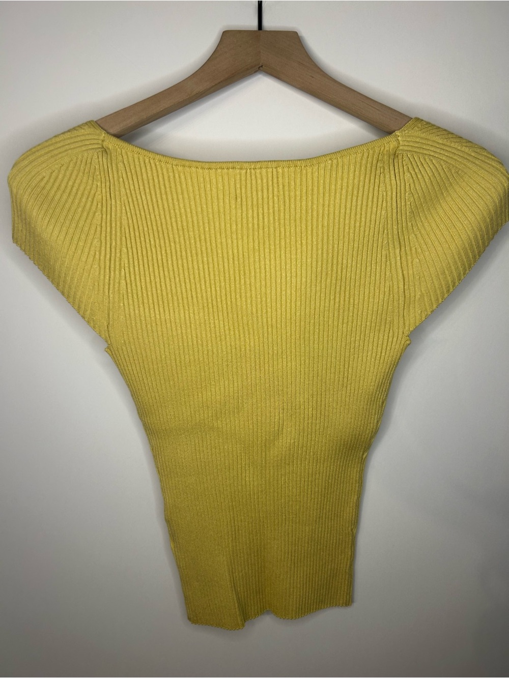 H&M Women’s Dusty Yellow Rib Knit Top, Size Small - Picture 8 of 11